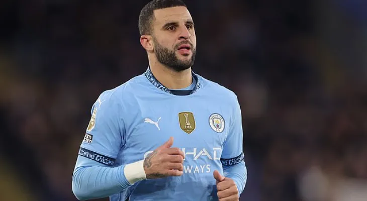Kyle Walker Eyes Move Abroad Amid Manchester City Uncertainty
